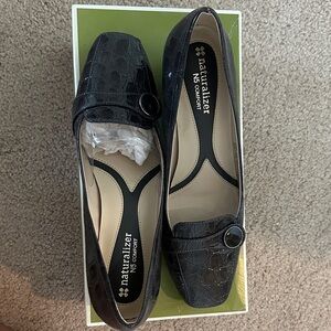 Naturalizer Black Croc-Embossed Loafers with Decorative Button